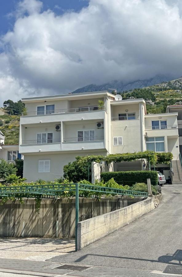 Apartment Lijana Sea View Tučepi Eksteriør billede