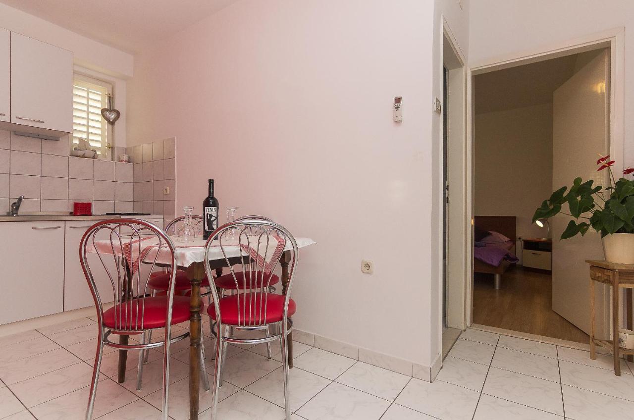 Apartment Lijana Sea View Tučepi Eksteriør billede