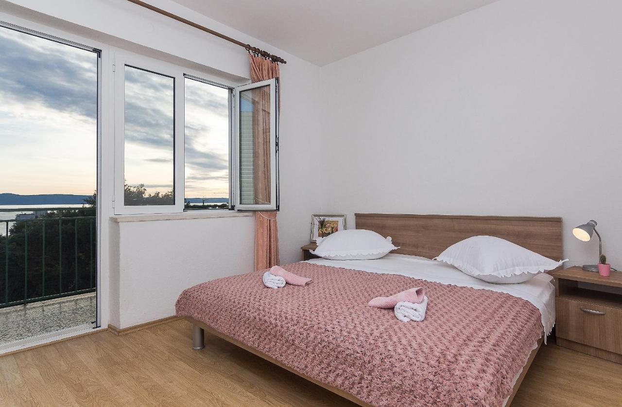Apartment Lijana Sea View Tučepi Eksteriør billede