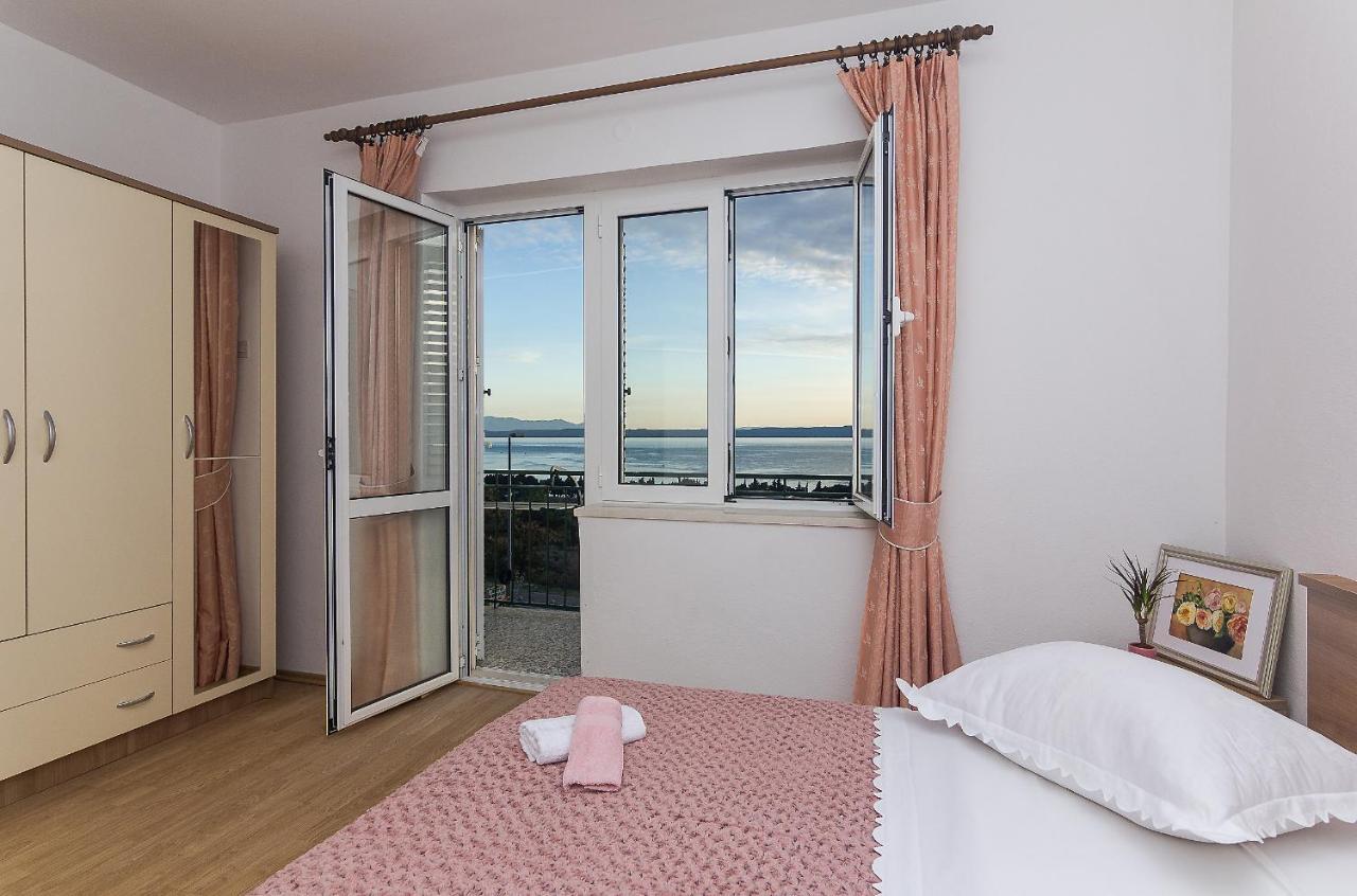 Apartment Lijana Sea View Tučepi Eksteriør billede